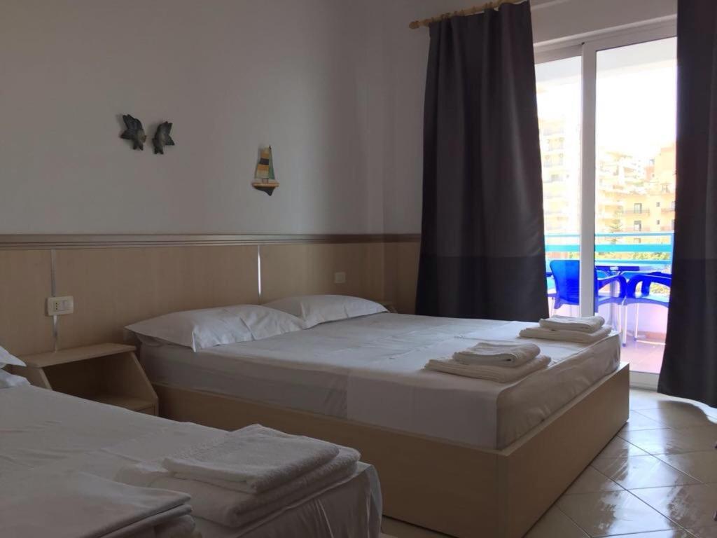 Apart-Hotel Alvi Sarandë Esterno foto