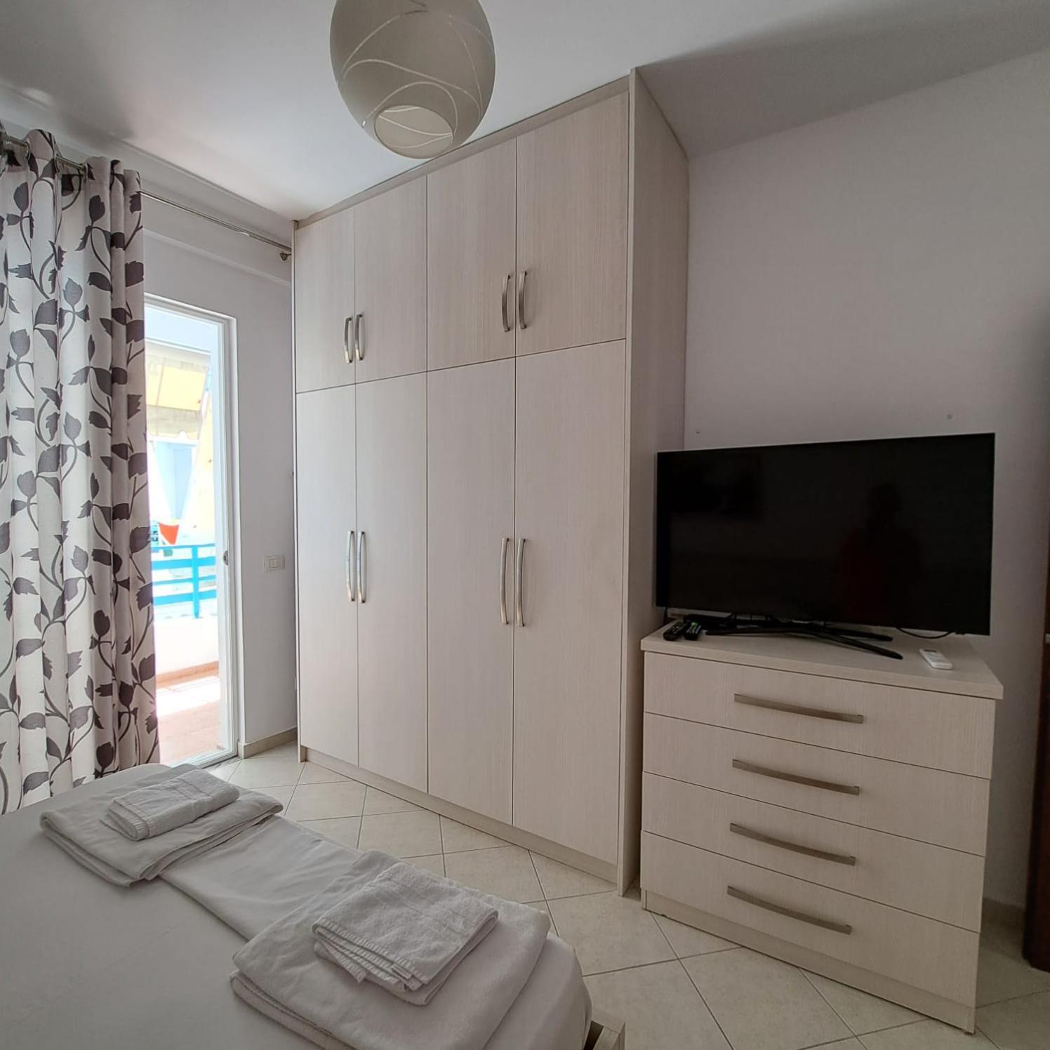 Apart-Hotel Alvi Sarandë Esterno foto