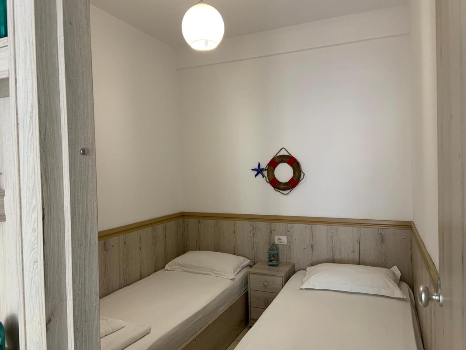 Apart-Hotel Alvi Sarandë Esterno foto