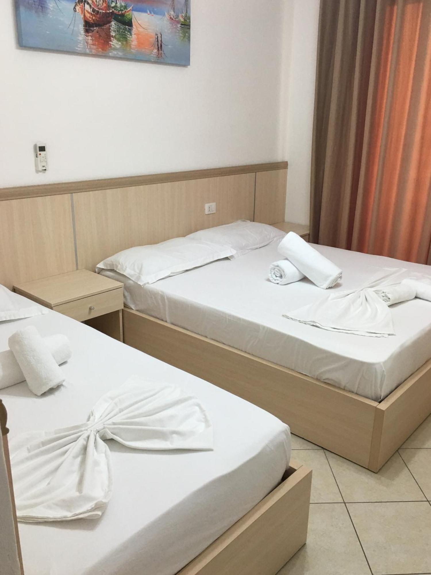 Apart-Hotel Alvi Sarandë Esterno foto